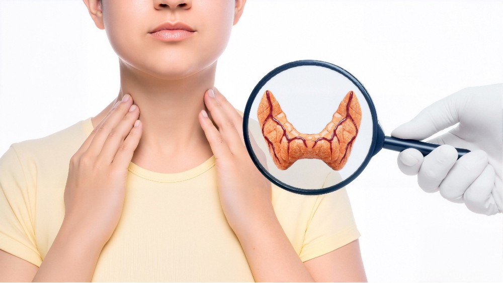 1756777289175663.jpg 花瓣素材_常规内容-医疗系列女士咽喉疼痛图片_194590258.jpg